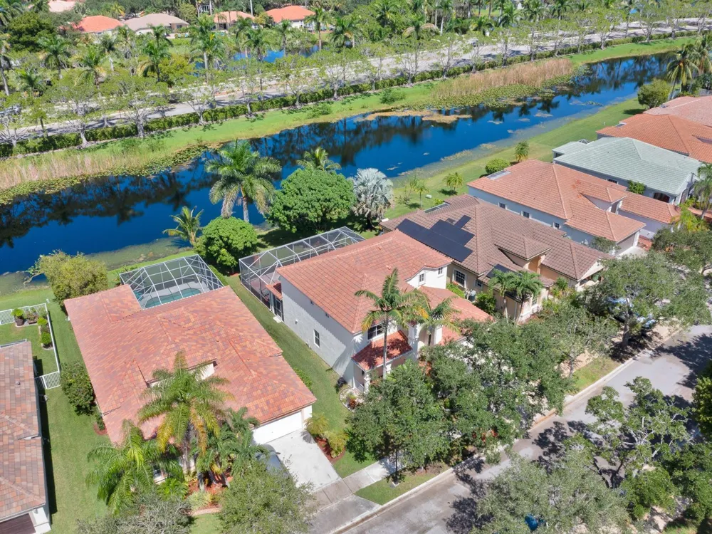 4032 Pinewood Lane Weston, FL 33331
