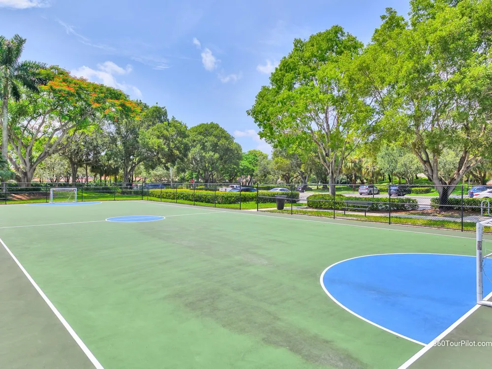 4032 Pinewood Lane Weston, FL 33331
