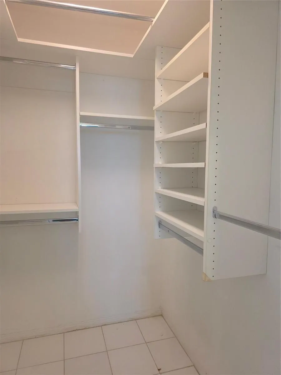 2131 NE 42nd Court #209e Lighthouse Point, FL 33064