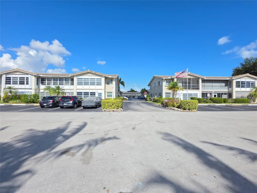 2131 NE 42nd Court #209e Lighthouse Point, FL 33064