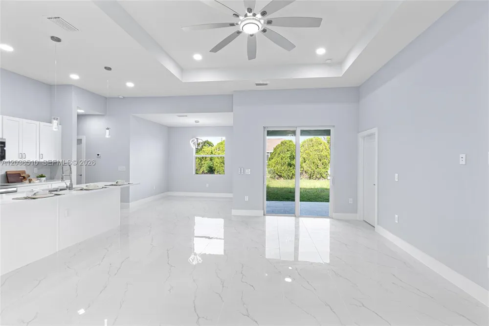 804 Curtis Ave N Lehigh Acres, FL 33971