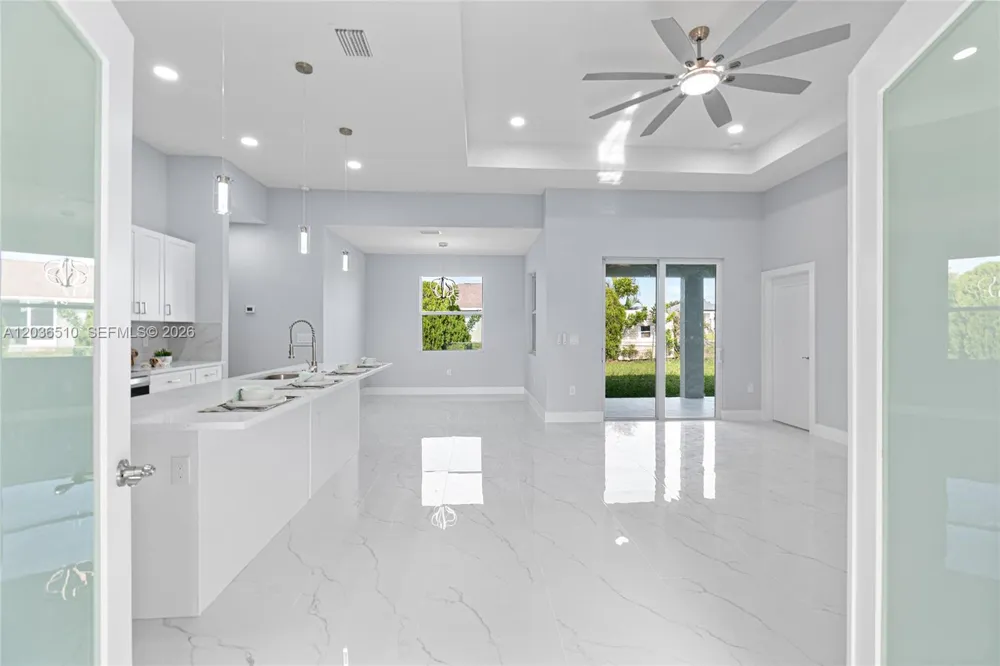 804 Curtis Ave N Lehigh Acres, FL 33971