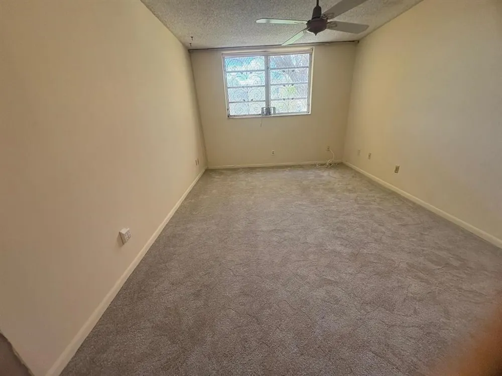 6001 NW 61st Avenue #105 Tamarac, FL 33319