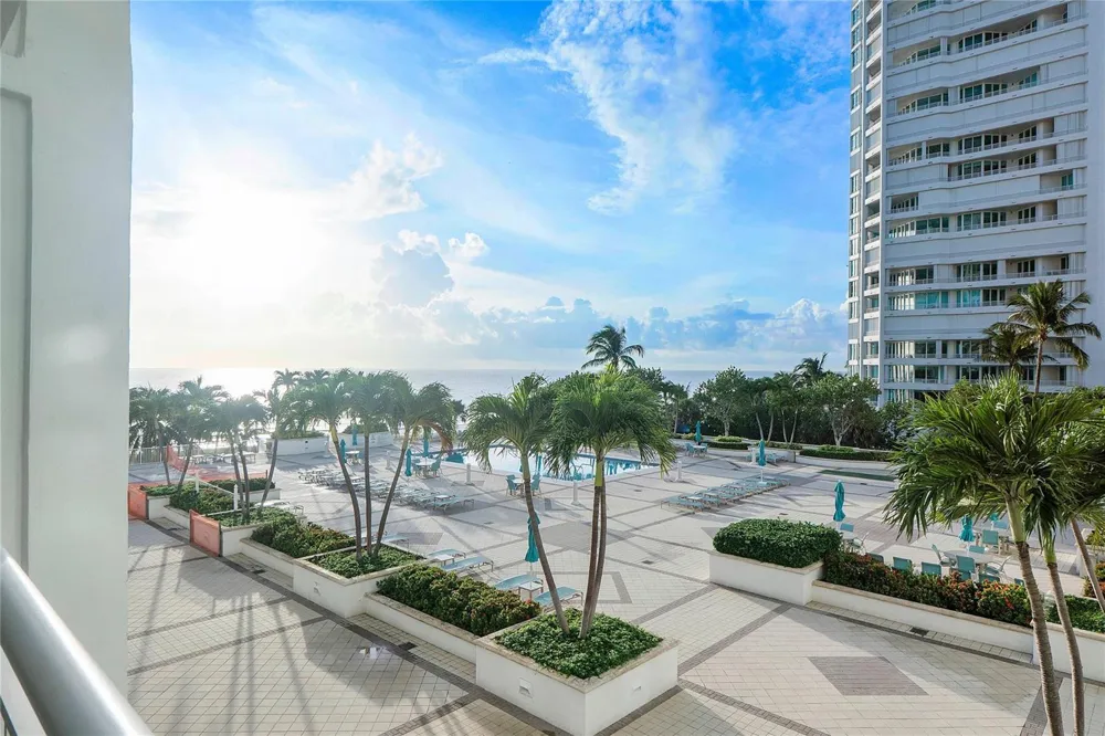 1620 S Ocean Boulevard #4f Lauderdale By The Sea, FL 33062