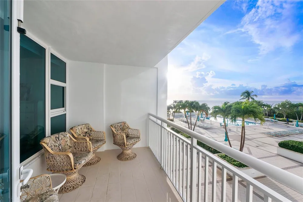 1620 S Ocean Boulevard #4f Lauderdale By The Sea, FL 33062