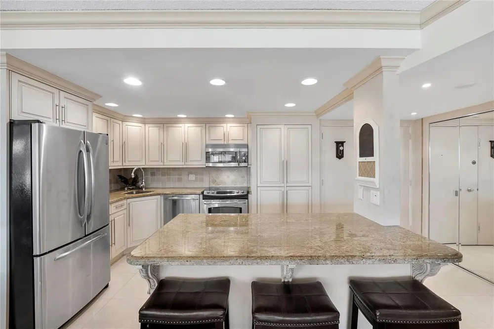 1620 S Ocean Boulevard #4f Lauderdale By The Sea, FL 33062
