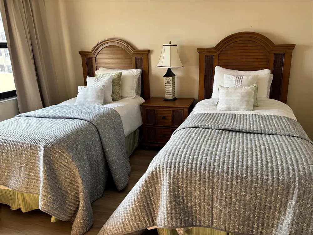 4900 Ocean Boulevard #1003 Lauderdale By The Sea, FL 33308