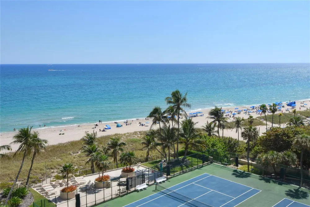 4900 Ocean Boulevard #1003 Lauderdale By The Sea, FL 33308