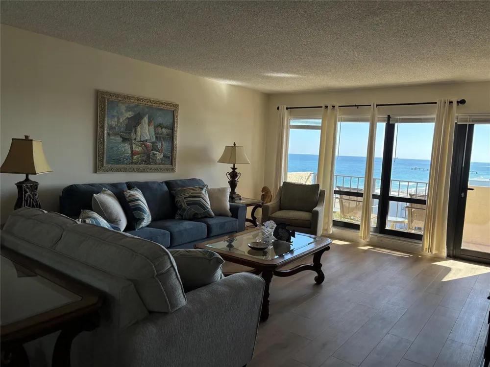4900 Ocean Boulevard #1003 Lauderdale By The Sea, FL 33308
