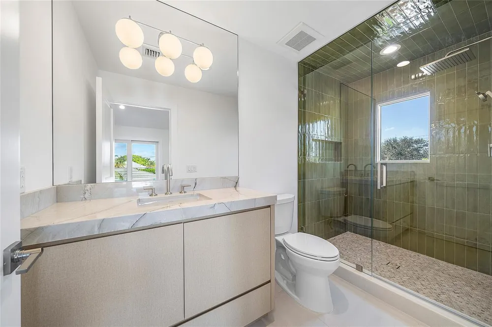 8 Leeward Circle Jupiter, FL 33469