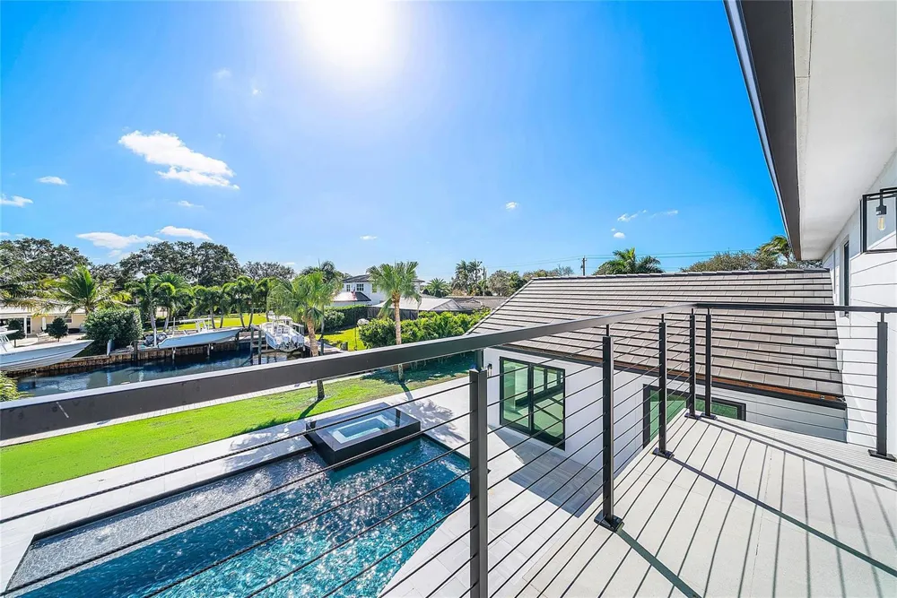 8 Leeward Circle Jupiter, FL 33469