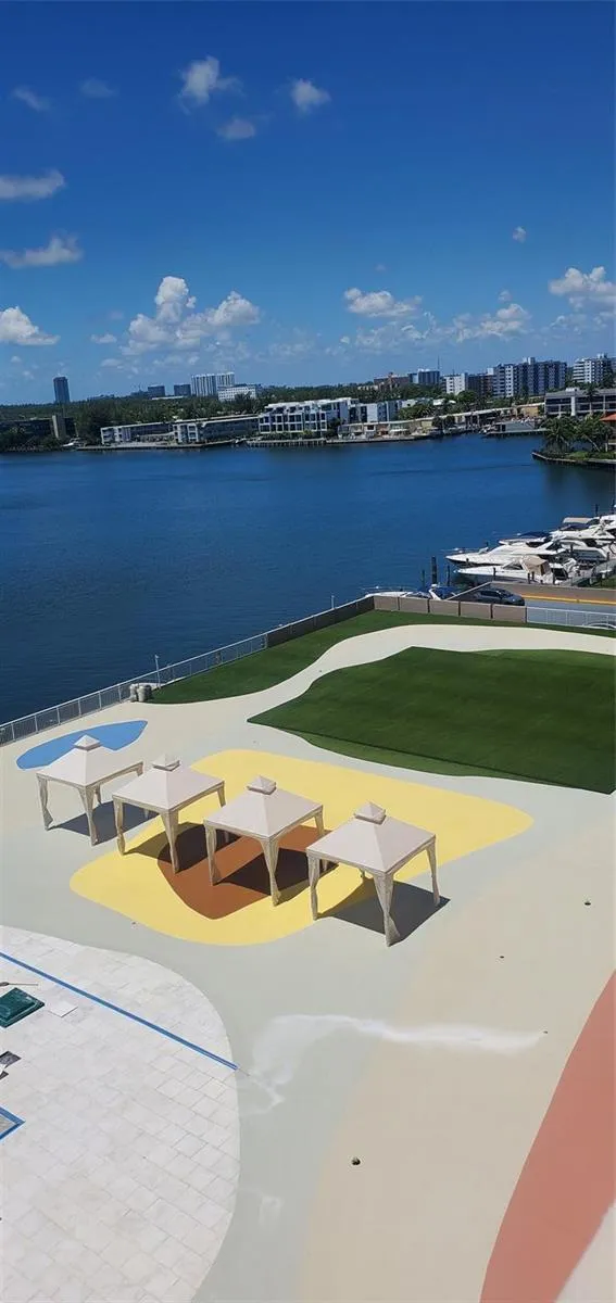 250 174th Street #819 Sunny Isles Beach, FL 33160
