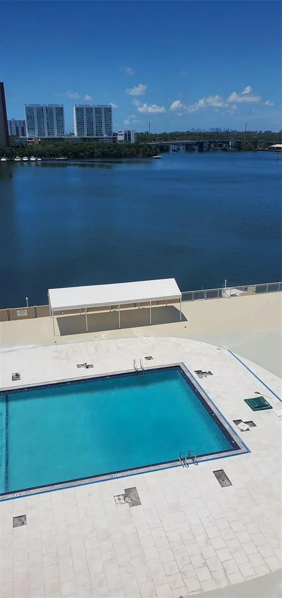 250 174th Street #819 Sunny Isles Beach, FL 33160