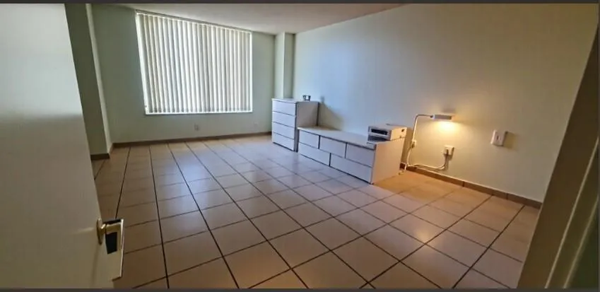 250 174th Street #819 Sunny Isles Beach, FL 33160