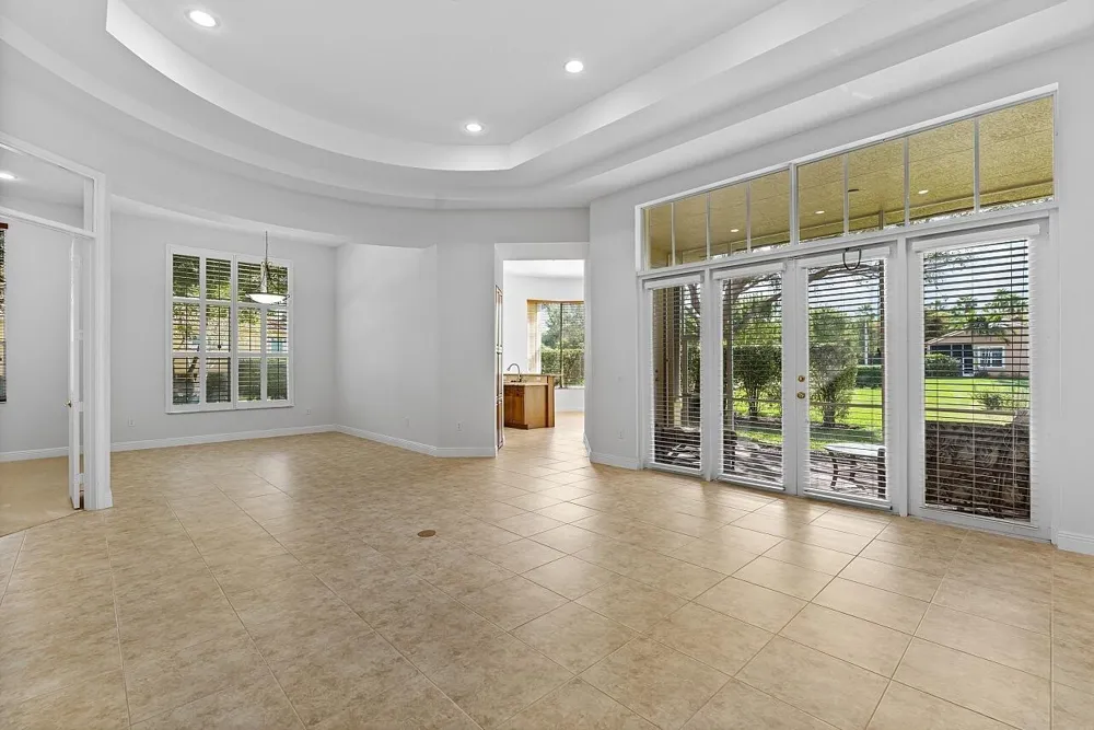 9724 Via Grandezza W Wellington, FL 33411