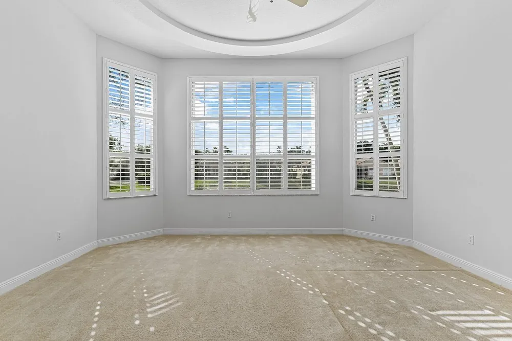 9724 Via Grandezza W Wellington, FL 33411
