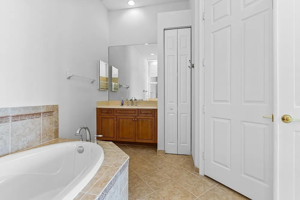 9724 Via Grandezza W Wellington, FL 33411