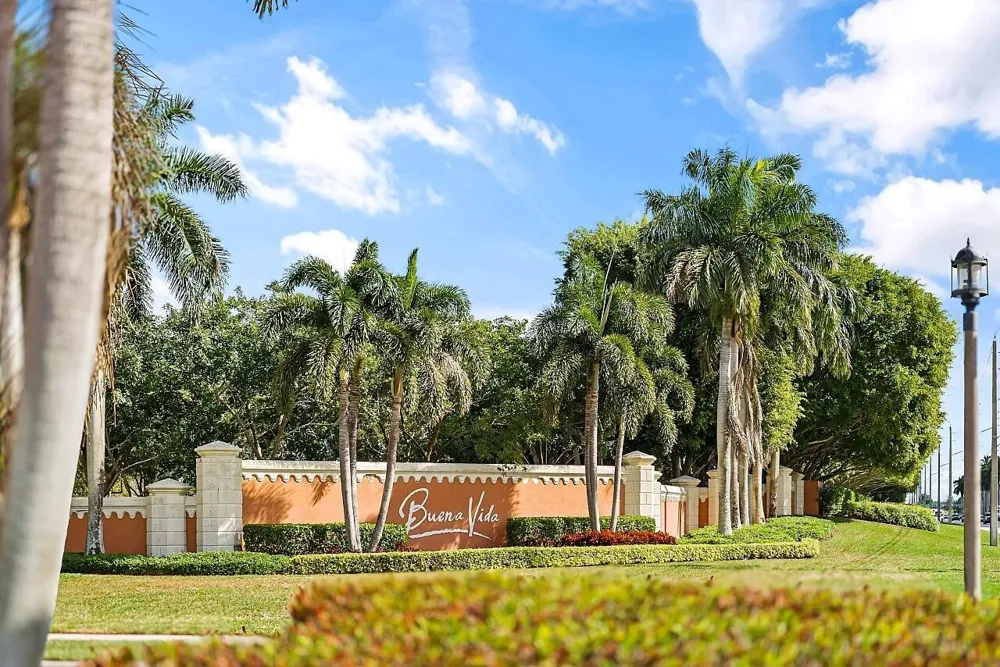 9724 Via Grandezza W Wellington, FL 33411