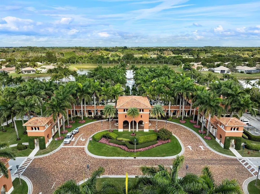 9724 Via Grandezza W Wellington, FL 33411