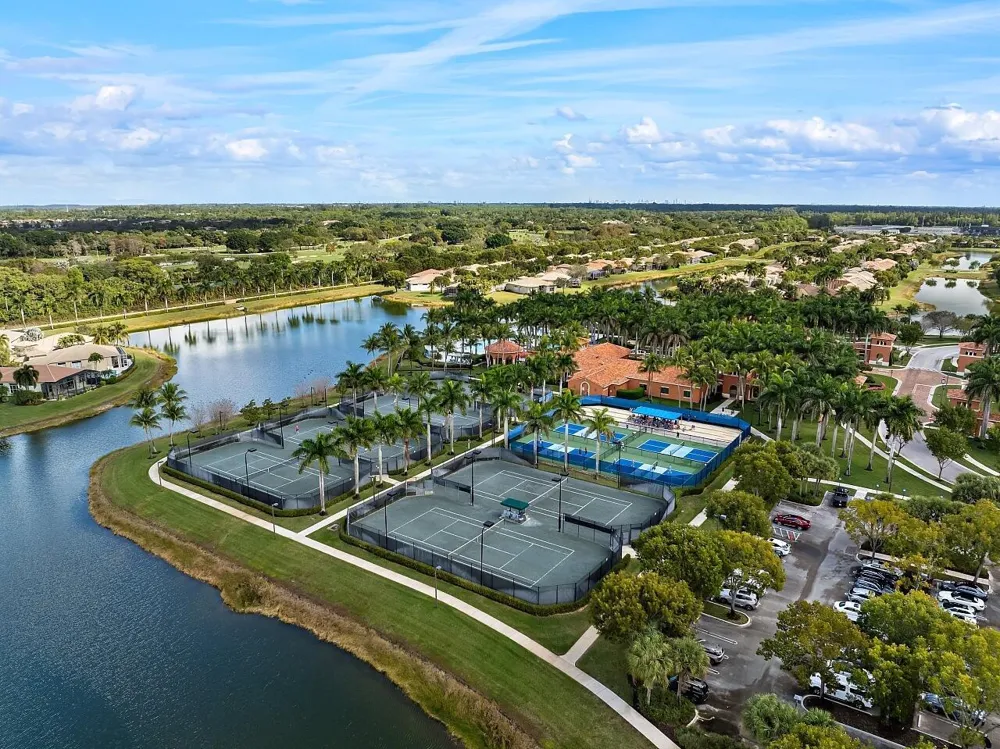 9724 Via Grandezza W Wellington, FL 33411