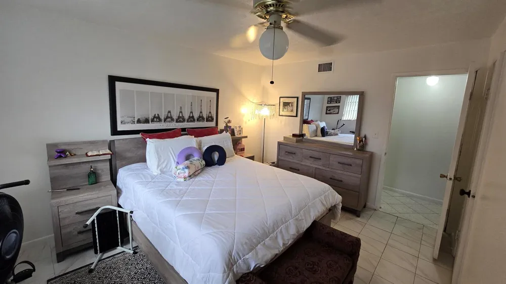 1200 Tallwood Avenue #305 Hollywood, FL 33021