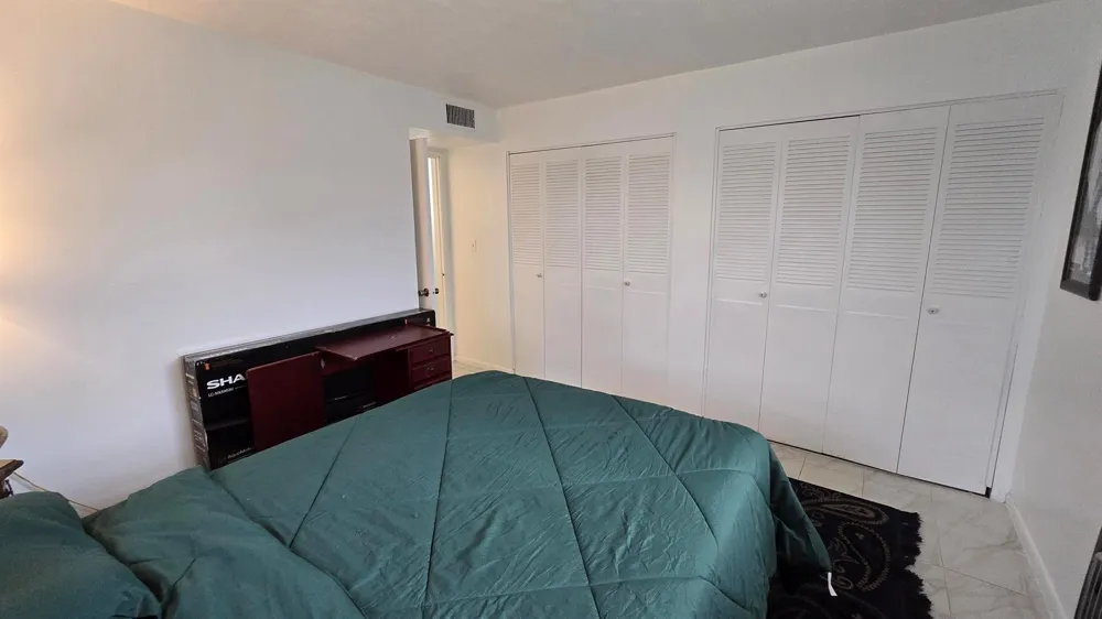 1200 Tallwood Avenue #305 Hollywood, FL 33021