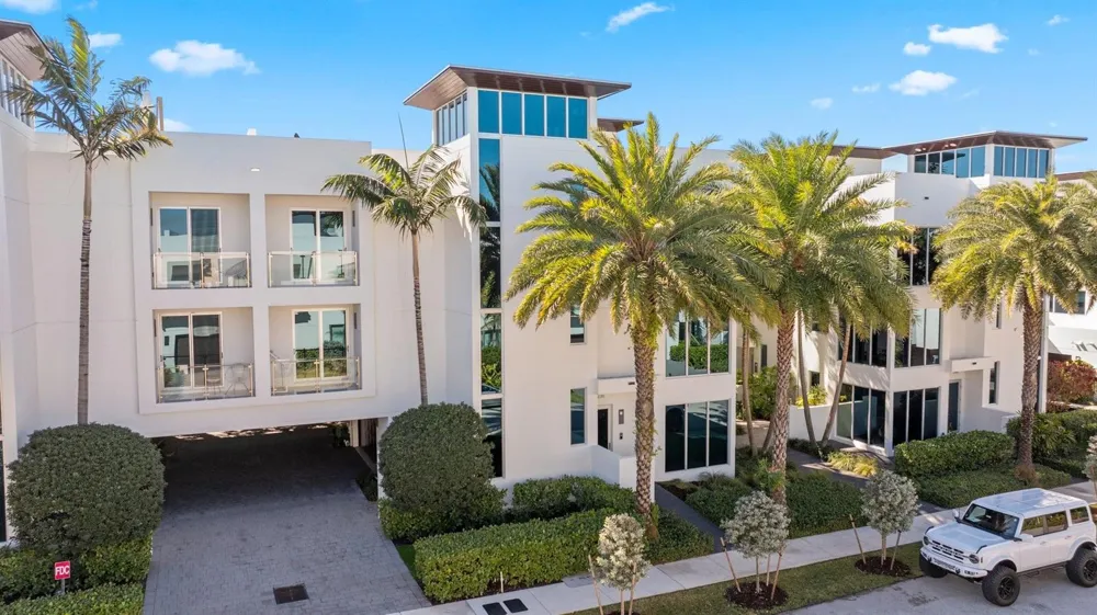 238 Shore Court Lauderdale By The Sea, FL 33308