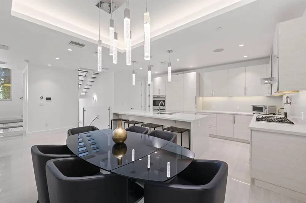 238 Shore Court Lauderdale By The Sea, FL 33308