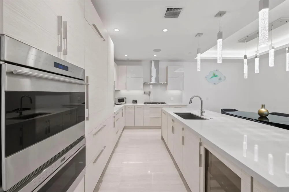 238 Shore Court Lauderdale By The Sea, FL 33308