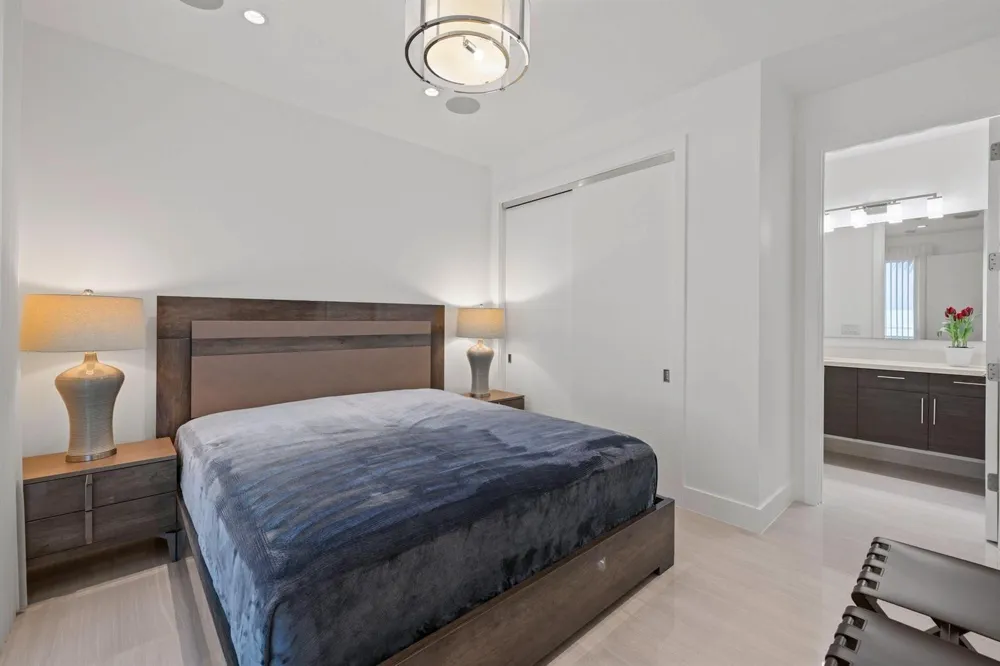 238 Shore Court Lauderdale By The Sea, FL 33308