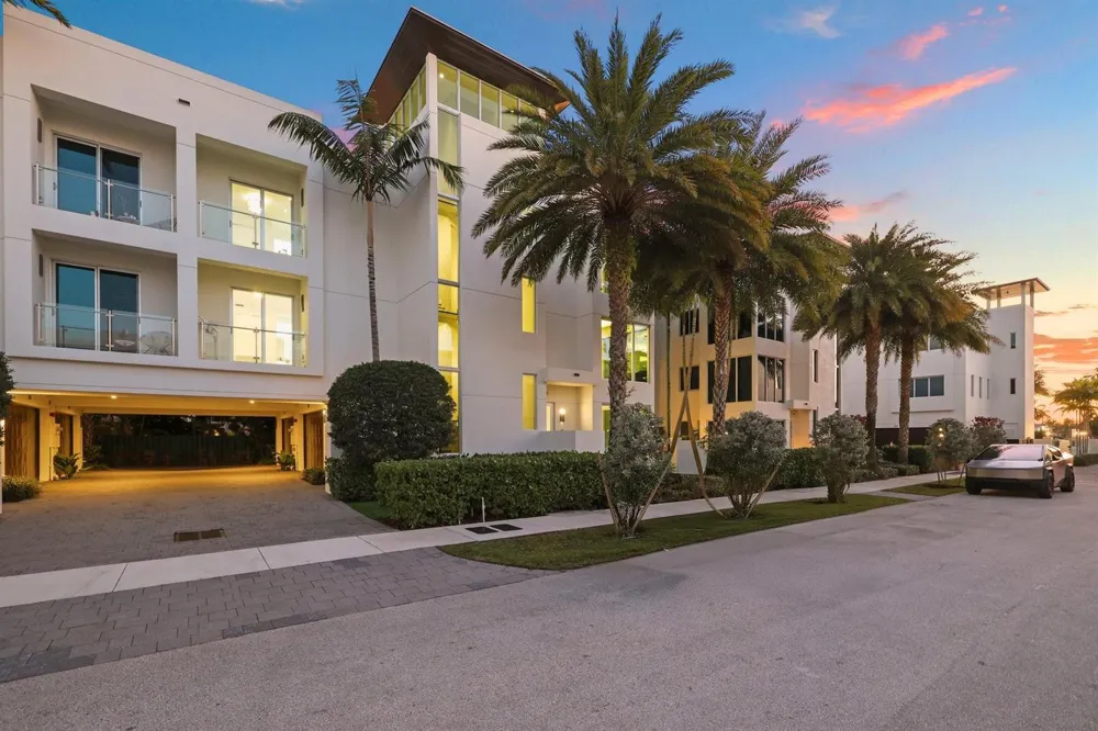 238 Shore Court Lauderdale By The Sea, FL 33308
