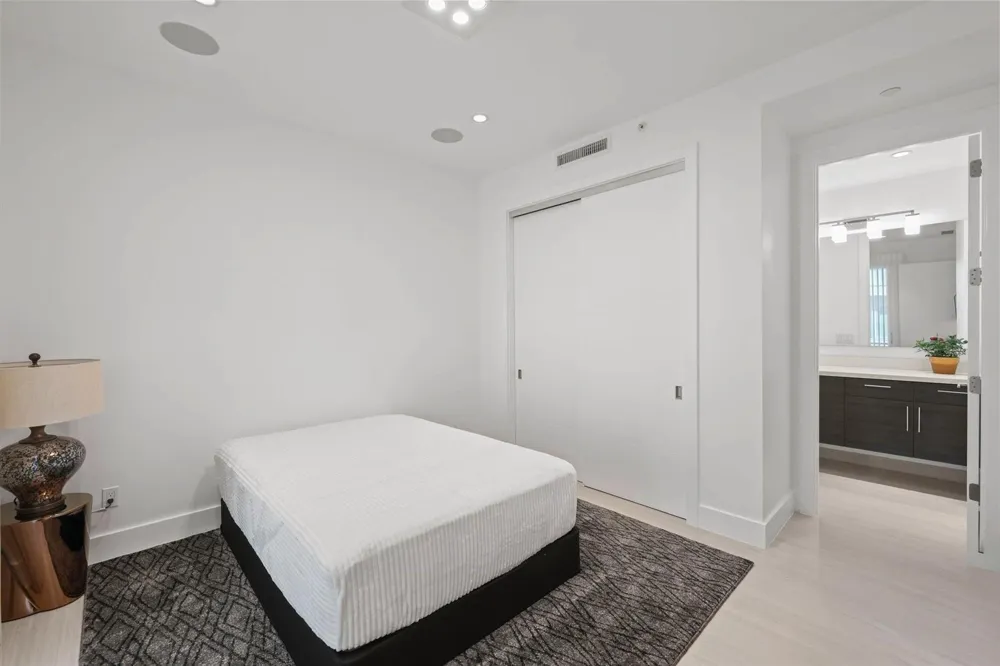 238 Shore Court Lauderdale By The Sea, FL 33308