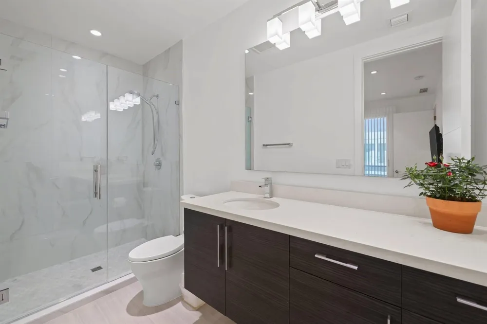 238 Shore Court Lauderdale By The Sea, FL 33308
