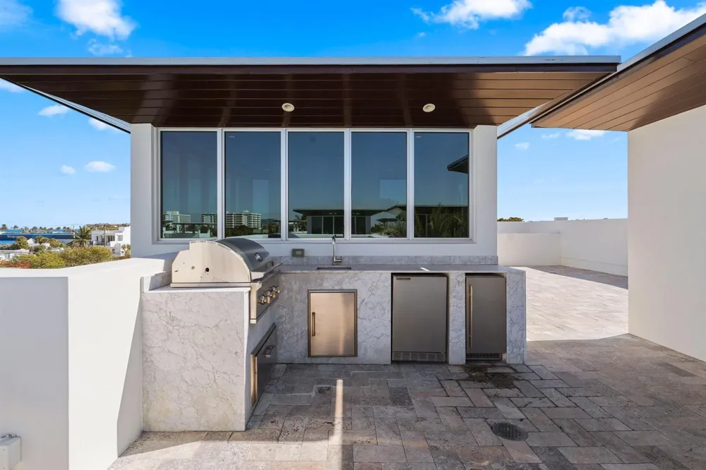 238 Shore Court Lauderdale By The Sea, FL 33308