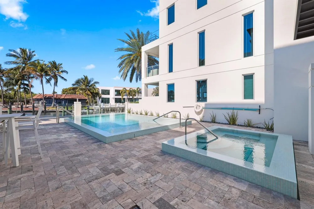 238 Shore Court Lauderdale By The Sea, FL 33308