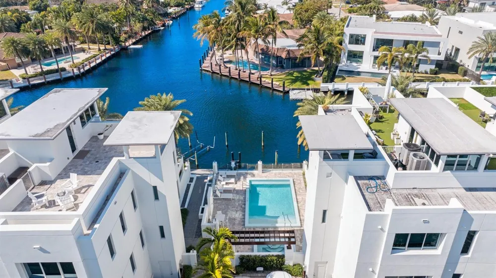 238 Shore Court Lauderdale By The Sea, FL 33308