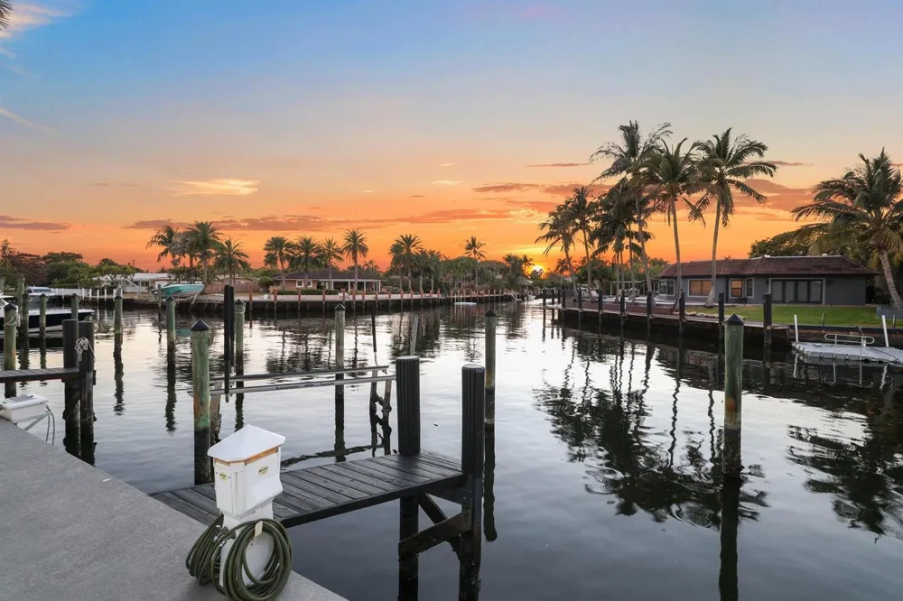238 Shore Court Lauderdale By The Sea, FL 33308