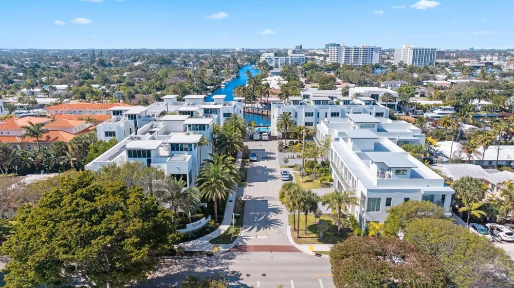 238 Shore Court Lauderdale By The Sea, FL 33308