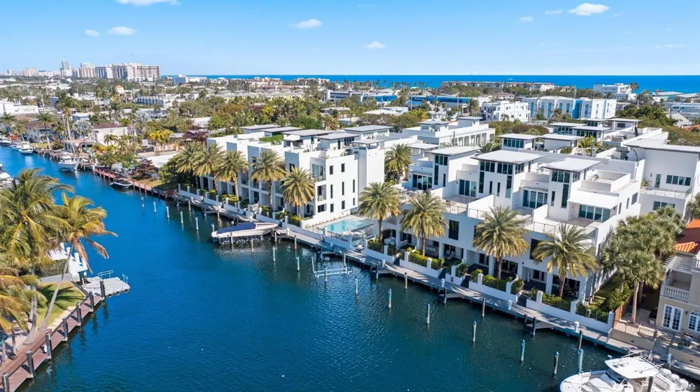 238 Shore Court Lauderdale By The Sea, FL 33308