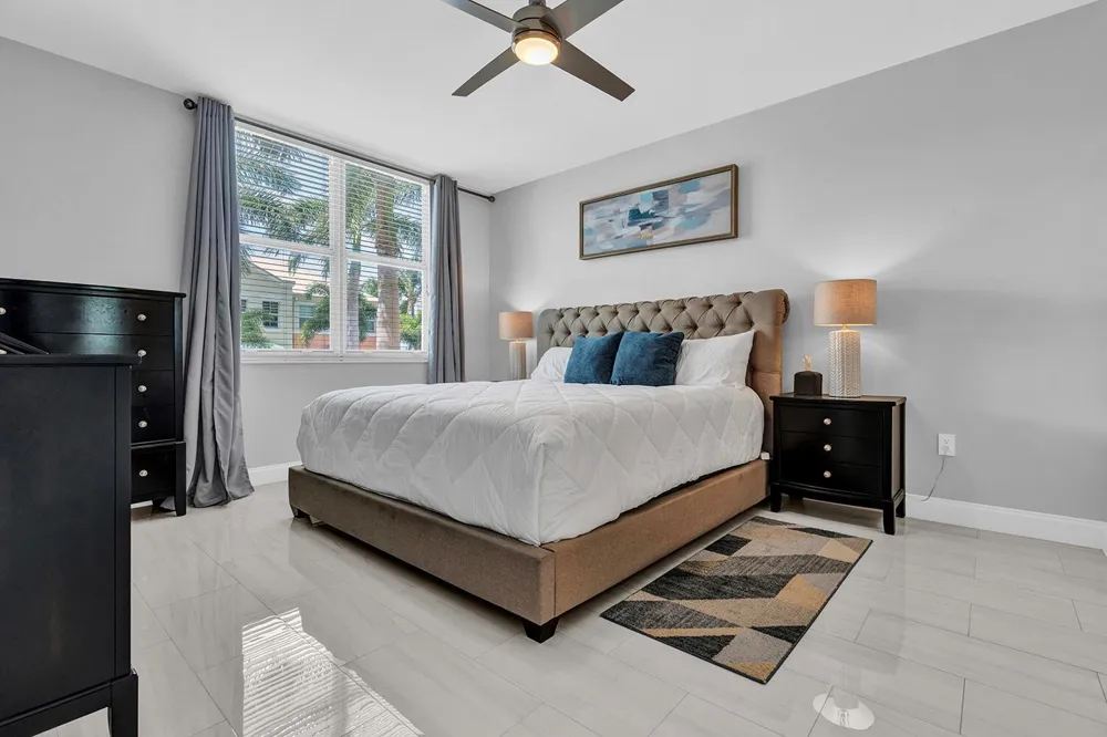 802 W Windward Way #217 Lantana, FL 33462