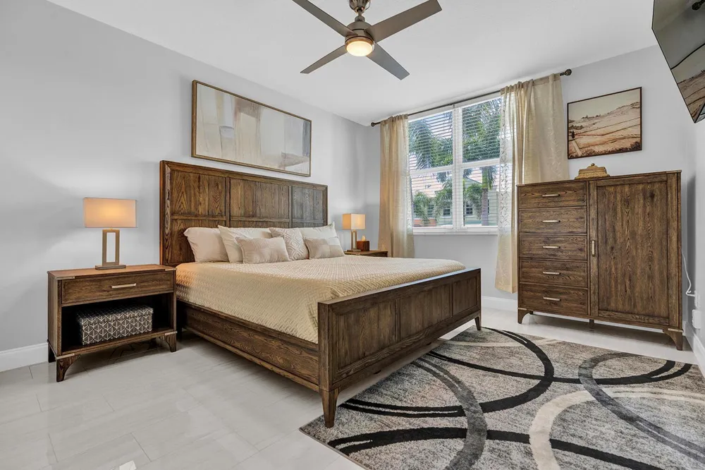 802 W Windward Way #217 Lantana, FL 33462