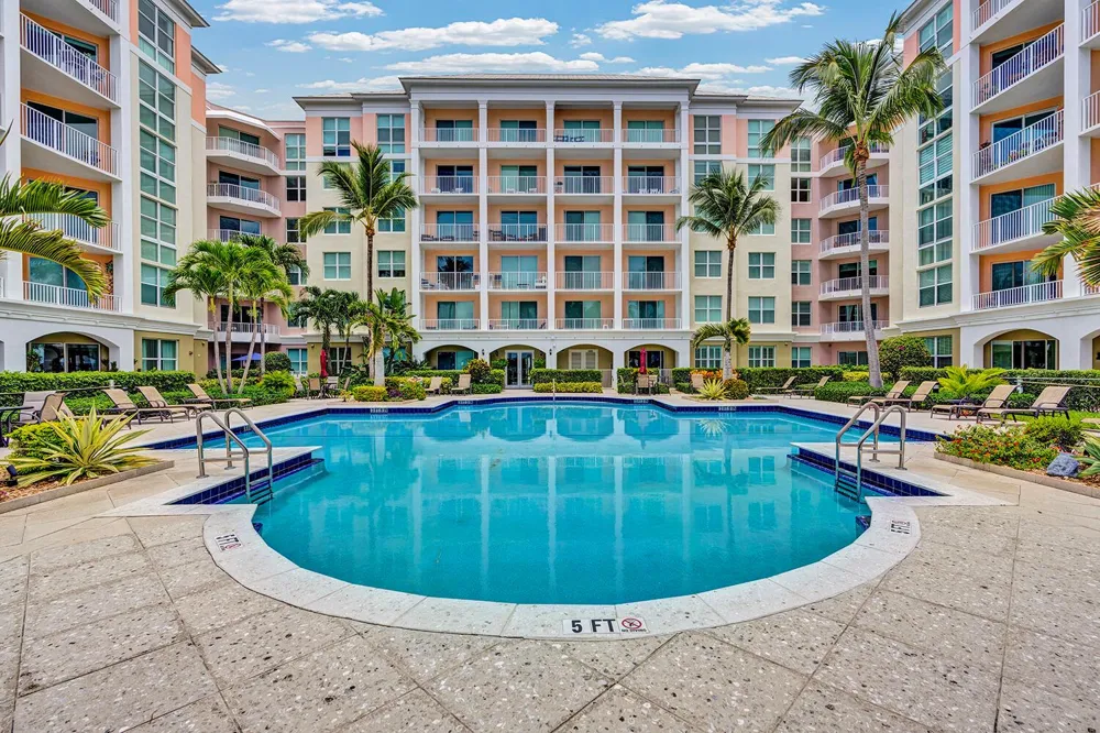 802 W Windward Way #217 Lantana, FL 33462