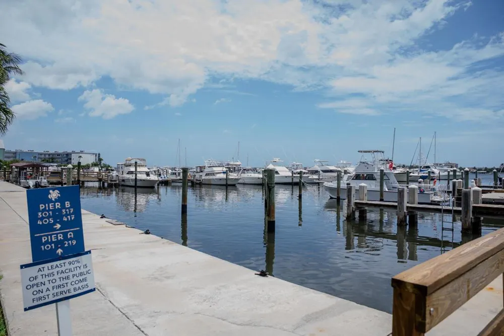 802 W Windward Way #217 Lantana, FL 33462