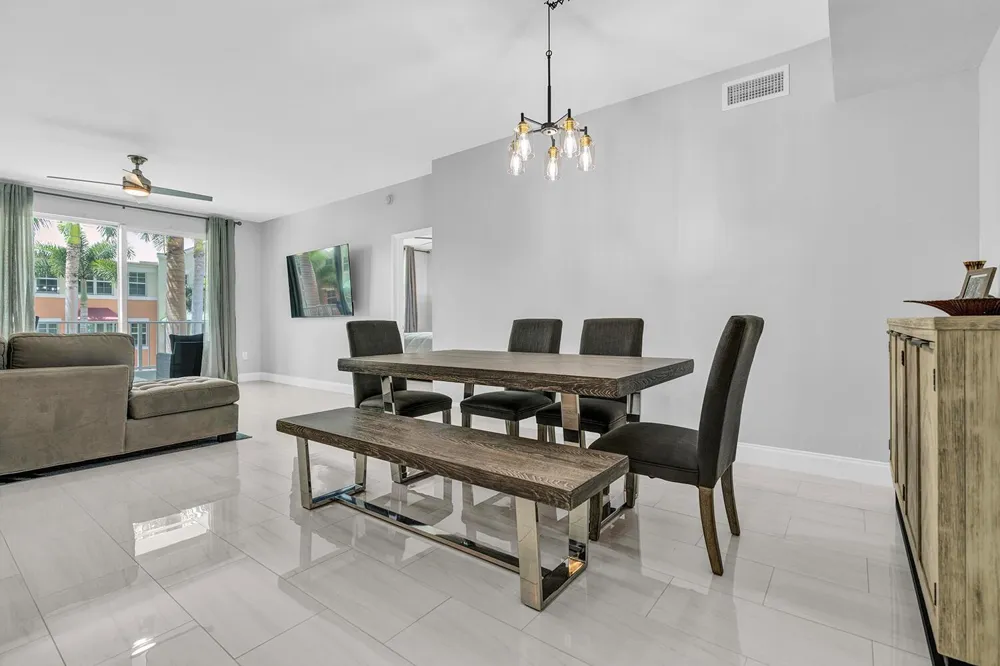 802 W Windward Way #217 Lantana, FL 33462