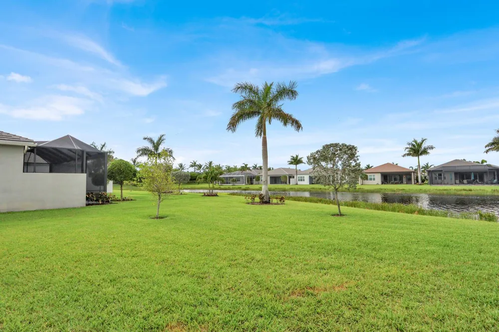 9939 Great Barrier Trail Boynton Beach, FL 33473