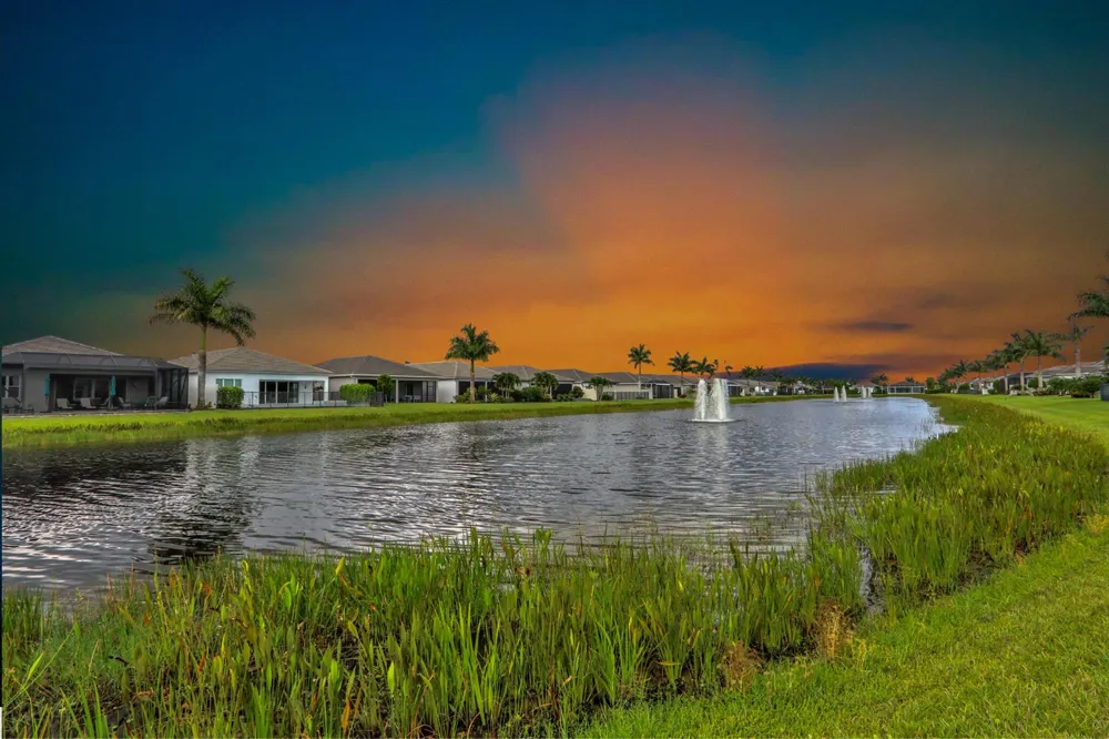 9939 Great Barrier Trail Boynton Beach, FL 33473