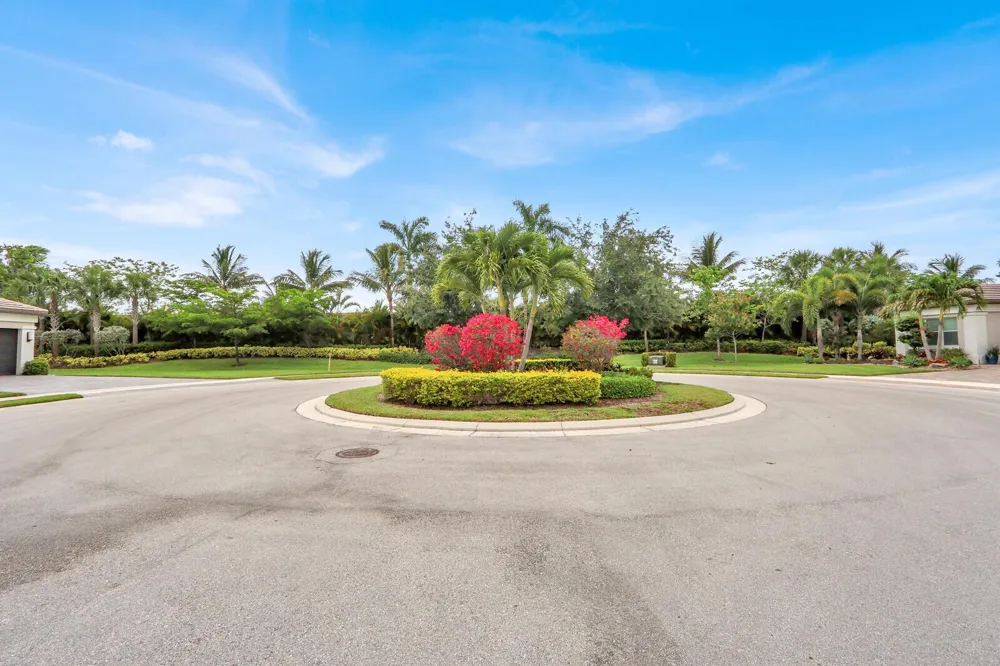 9939 Great Barrier Trail Boynton Beach, FL 33473