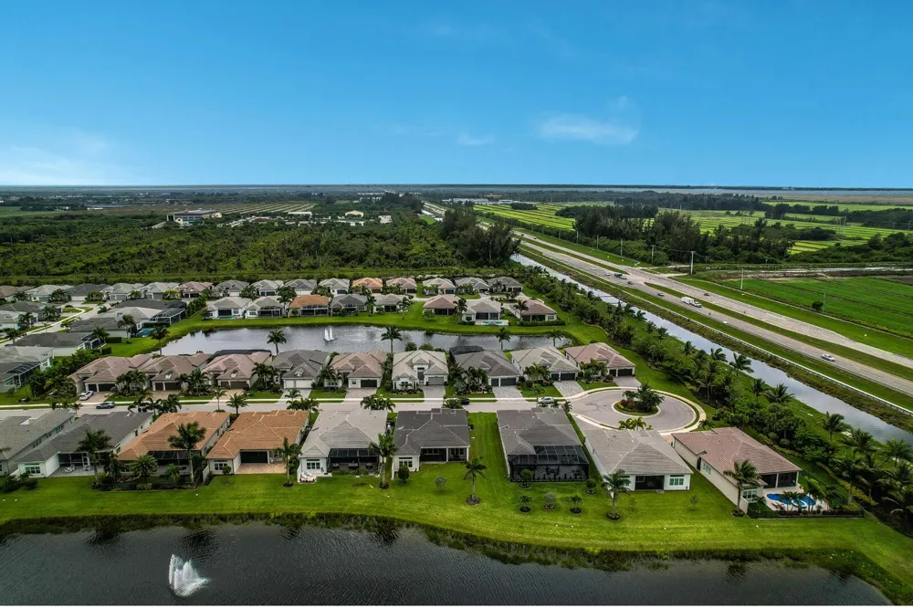 9939 Great Barrier Trail Boynton Beach, FL 33473