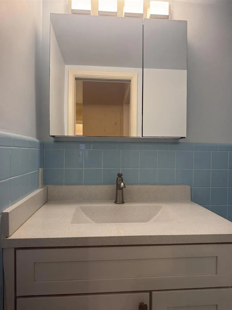 2050 NE 39th Street #211w Lighthouse Point, FL 33064