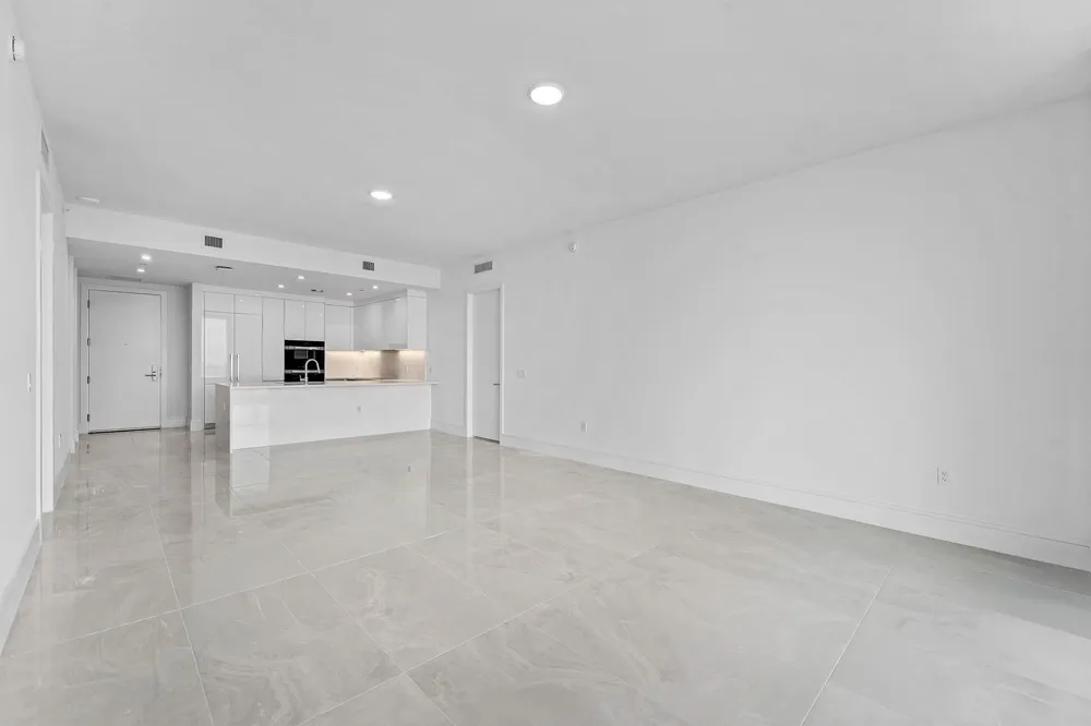 220 Lake Shore Drive #2005 Lake Park, FL 33403